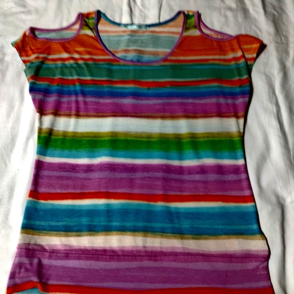 Women's cold shoulder tops - Picture 4 of 5